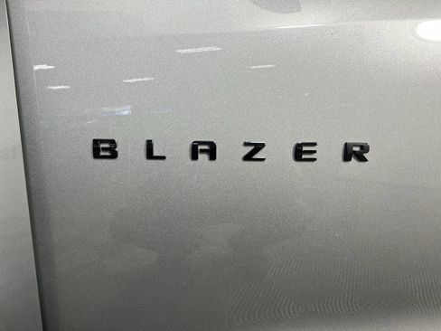 Certified 2024 Chevrolet Blazer RS w/ Enhanced Convenience Package AWD/4WD image 33