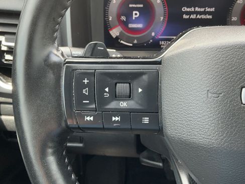 Certified 2025 Nissan Rogue SL w/ SL Premium Package FWD image 12