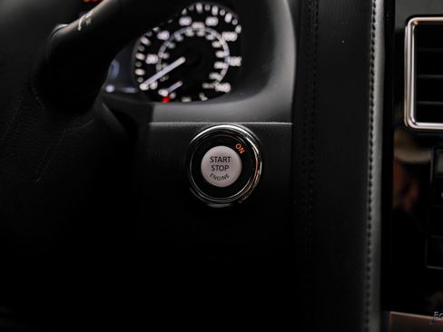 Used 2021 Nissan Armada SL w/ Captain's Chairs Package image 72