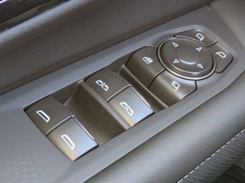 New 2026 Chevrolet Suburban Premier w/ Sun And Tow Package image 25