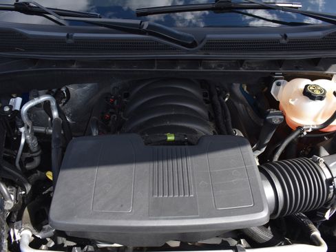 Used 2023 Chevrolet Silverado 1500 ZR2 image 38