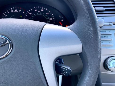 Used 2008 Toyota Camry LE image 25