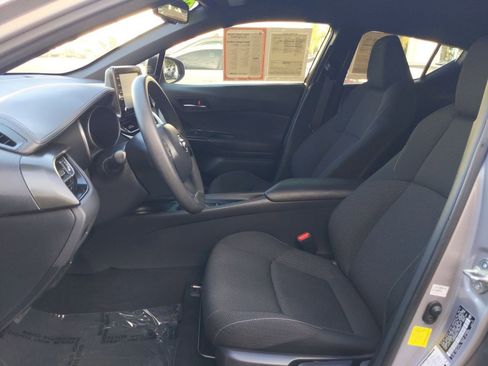 Used 2019 Toyota C-HR LE image 15