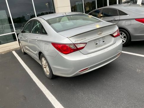 Used 2013 Hyundai Sonata GLS w/ Popular Equipment Pkg FWD image 7