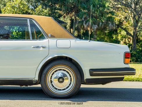 Used 1990 Rolls-Royce Silver Spur II image 5