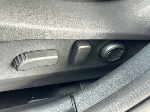 Certified 2025 Subaru Outback Wilderness image 38