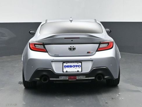 Used 2022 Toyota GR86 Premium RWD image 7