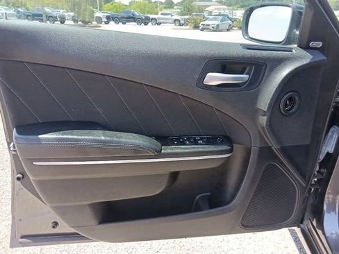 Used 2023 Dodge Charger SXT RWD image 11