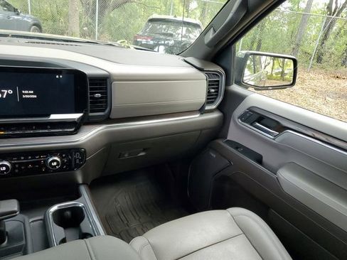 Used 2023 GMC Sierra 1500 SLT w/ SLT Premium Package image 16