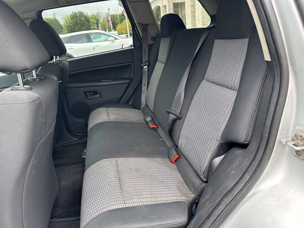 Used 2008 Jeep Grand Cherokee Laredo AWD/4WD image 18