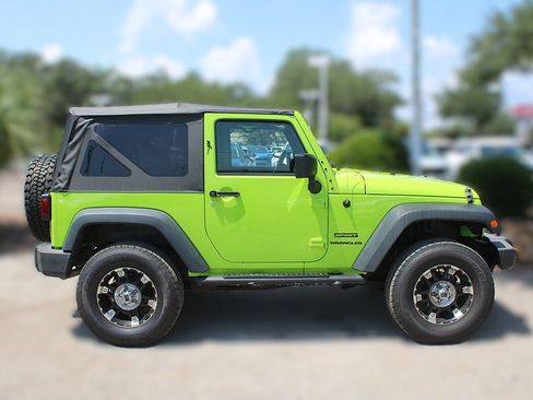 Used 2013 Jeep Wrangler Sport AWD/4WD image 5