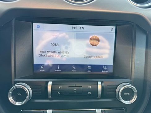 Used 2021 Ford Mustang Premium image 28