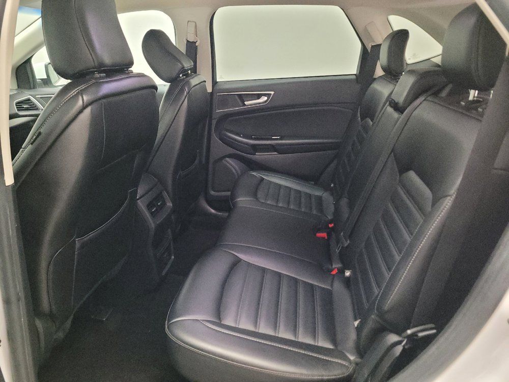 Used 2020 Ford Edge SEL FWD image 18