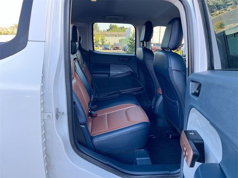 Used 2023 Ford Maverick Lariat image 26