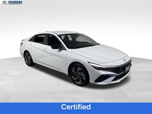 Certified 2025 Hyundai Elantra Sport FWD image 8