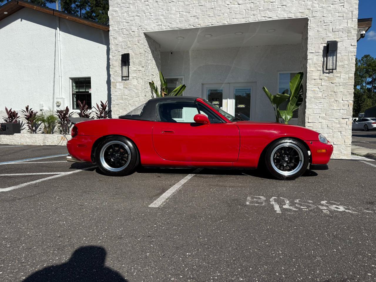 Used 1999 MAZDA MX-5 Miata 10th Anniversary Edition RWD image 21