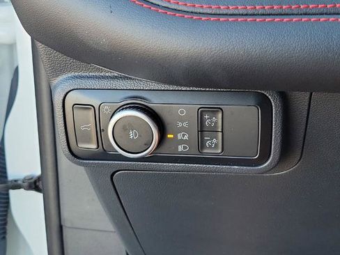 Certified 2025 Ford Explorer ST image 25