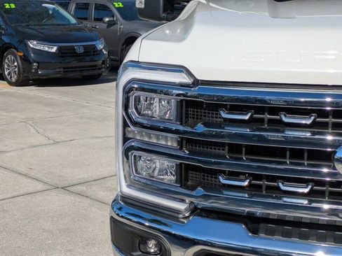 Used 2025 Ford F250 Lariat w/ Lariat Ultimate Package image 9