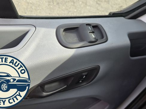 Used 2018 Ford Transit 250 148 Low Roof image 17