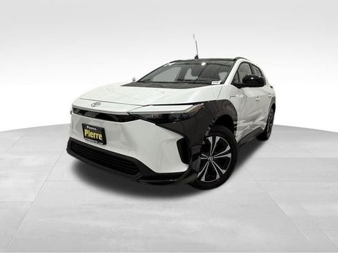 Used 2024 Toyota bZ4X XLE w/ Weather Package image 1