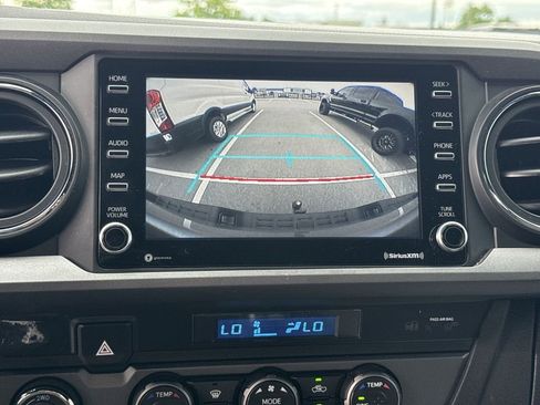 Used 2022 Toyota Tacoma TRD Sport w/ Technology Package AWD/4WD image 28