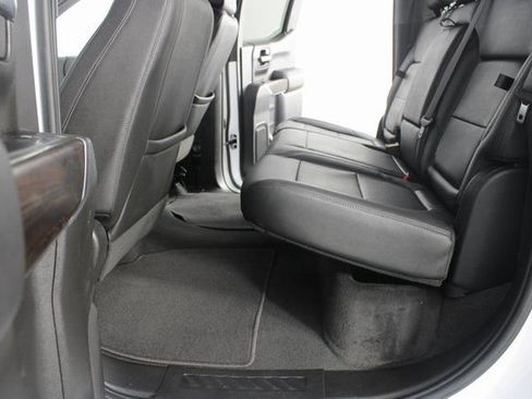 Used 2021 GMC Sierra 1500 SLT image 17