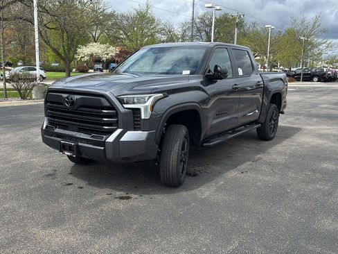 New 2026 Toyota Tundra Limited AWD/4WD image 14