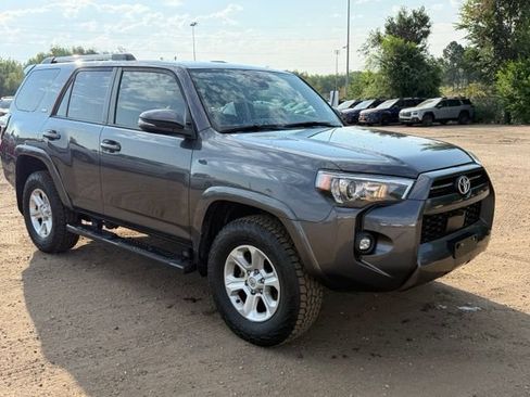 Used 2023 Toyota 4Runner SR5 Premium w/ SR5 Premium Package AWD/4WD image 8