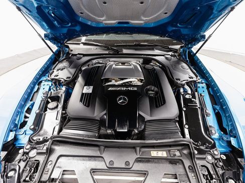 Certified 2023 Mercedes-Benz SL 63 AMG 4MATIC w/ Driver Assistance Package image 37