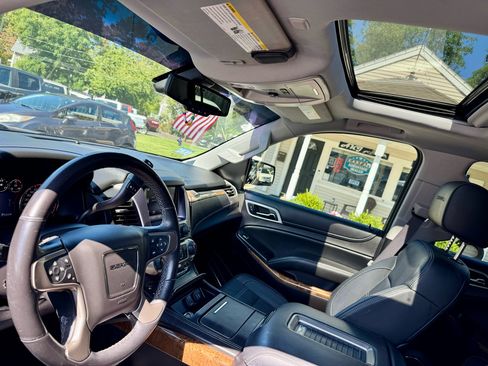 Used 2015 GMC Yukon XL Denali w/ Open Road Package image 4