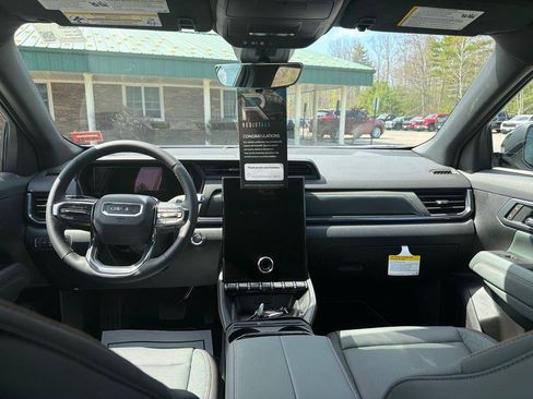 New 2026 GMC Terrain AT4 w/ Technology Package II AWD/4WD image 14