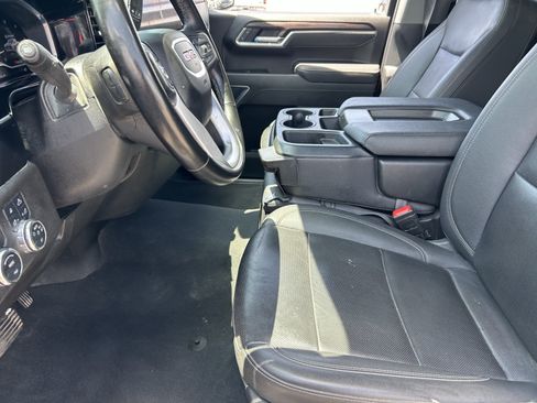 Used 2025 GMC Sierra 1500 SLT AWD/4WD image 14