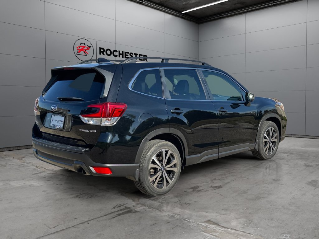 Used 2021 Subaru Forester Limited AWD/4WD image 5