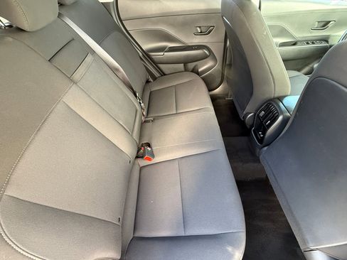 Used 2025 Hyundai Kona SEL image 36