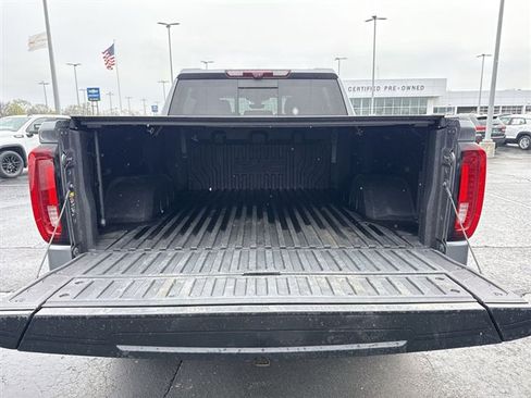 Certified 2022 GMC Sierra 1500 AT4 w/ AT4 Premium Package AWD/4WD image 31
