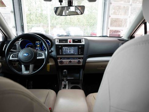 Used 2017 Subaru Legacy 2.5i Premium image 20