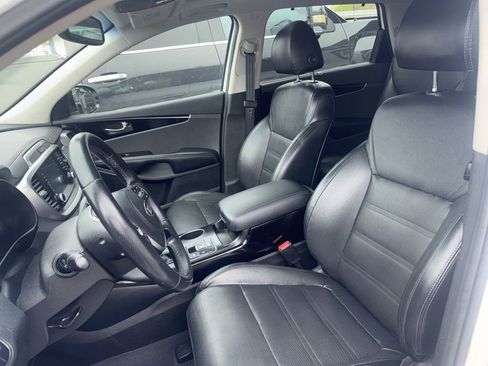 Used 2019 Kia Sorento SX AWD/4WD image 9