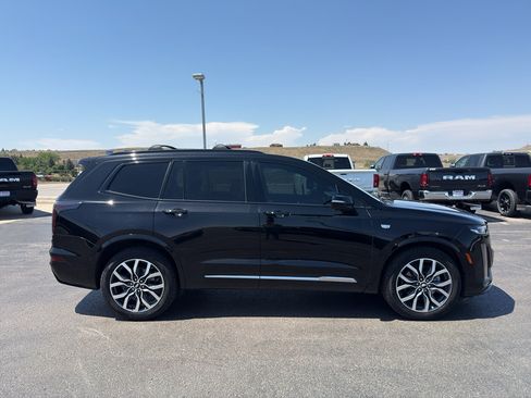 Used 2021 Cadillac XT6 Sport AWD/4WD image 23