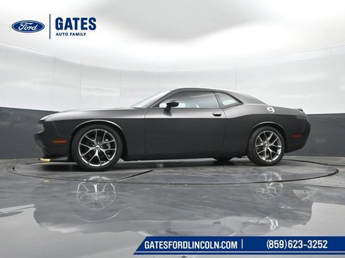 Used 2022 Dodge Challenger GT RWD image 36