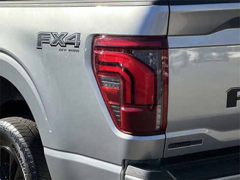 Used 2024 Ford F150 Lariat w/ FX4 Off-Road Package image 6