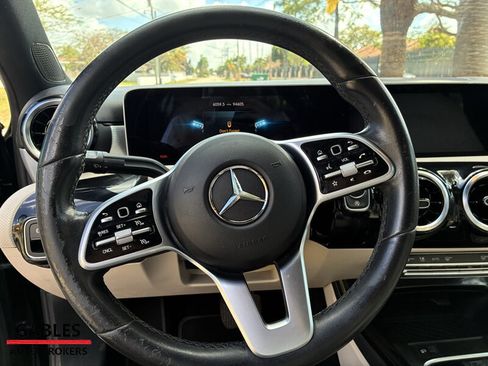 Used 2019 Mercedes-Benz A 220 image 14