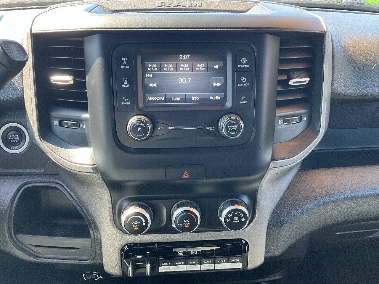 Used 2021 RAM 3500 Tradesman w/ Chrome Appearance Group AWD/4WD image 12
