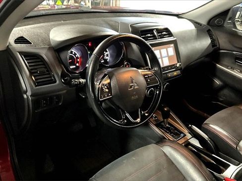 Used 2022 Mitsubishi Outlander Sport SE image 13