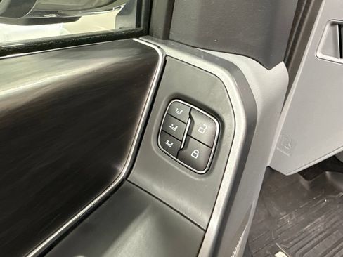 Used 2025 Ford F150 Lariat w/ Equipment Group 502A High AWD/4WD image 21