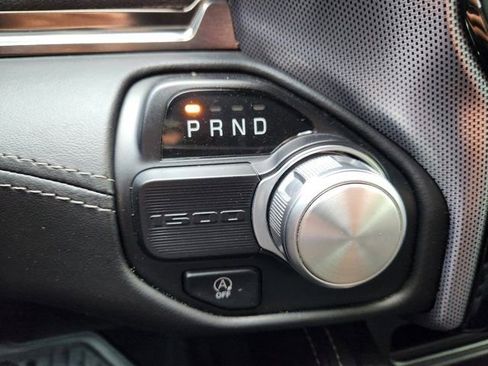 Used 2020 RAM 1500 Limited w/ Body Color Bumper Group image 24