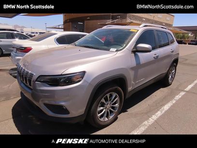 Used 2019 Jeep Cherokee Latitude Plus w/ Comfort/Convenience Group