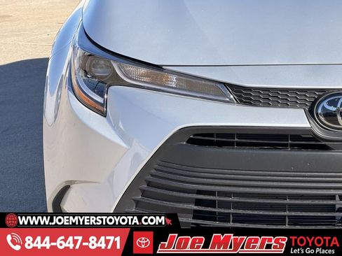 Certified 2026 Toyota Corolla LE image 5