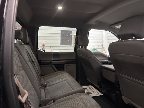 Used 2015 Ford F150 XLT w/ Equipment Group 302A Luxury image 31