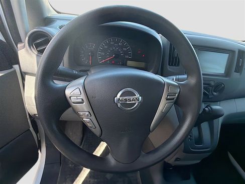 Used 2021 Nissan NV200 SV w/ Back Door Glass Package image 11