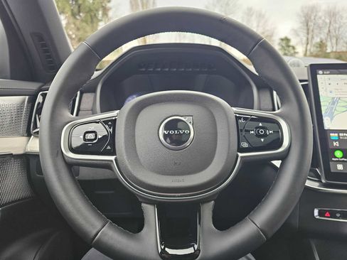 Certified 2025 Volvo XC90 T8 Ultra image 26